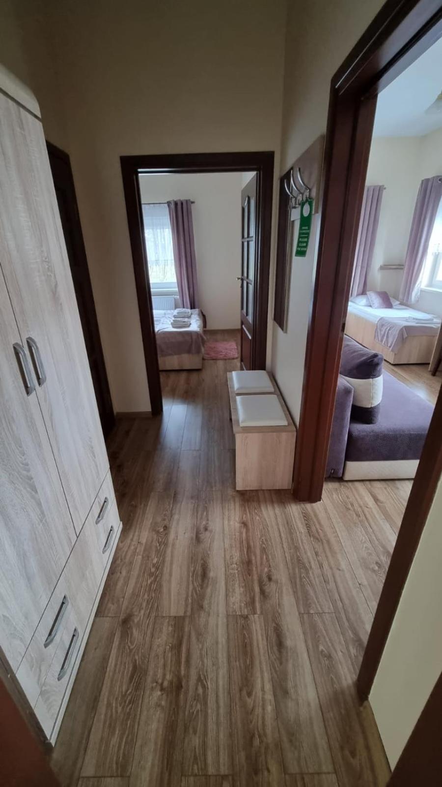 Hotel Mikorzyn Ślesin Extérieur photo
