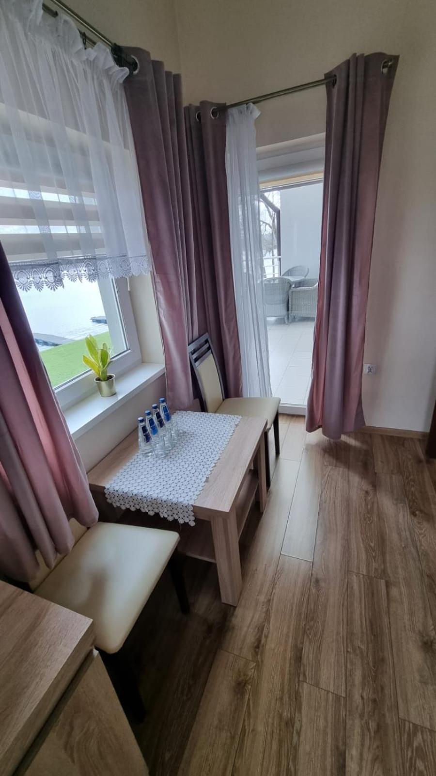 Hotel Mikorzyn Ślesin Extérieur photo